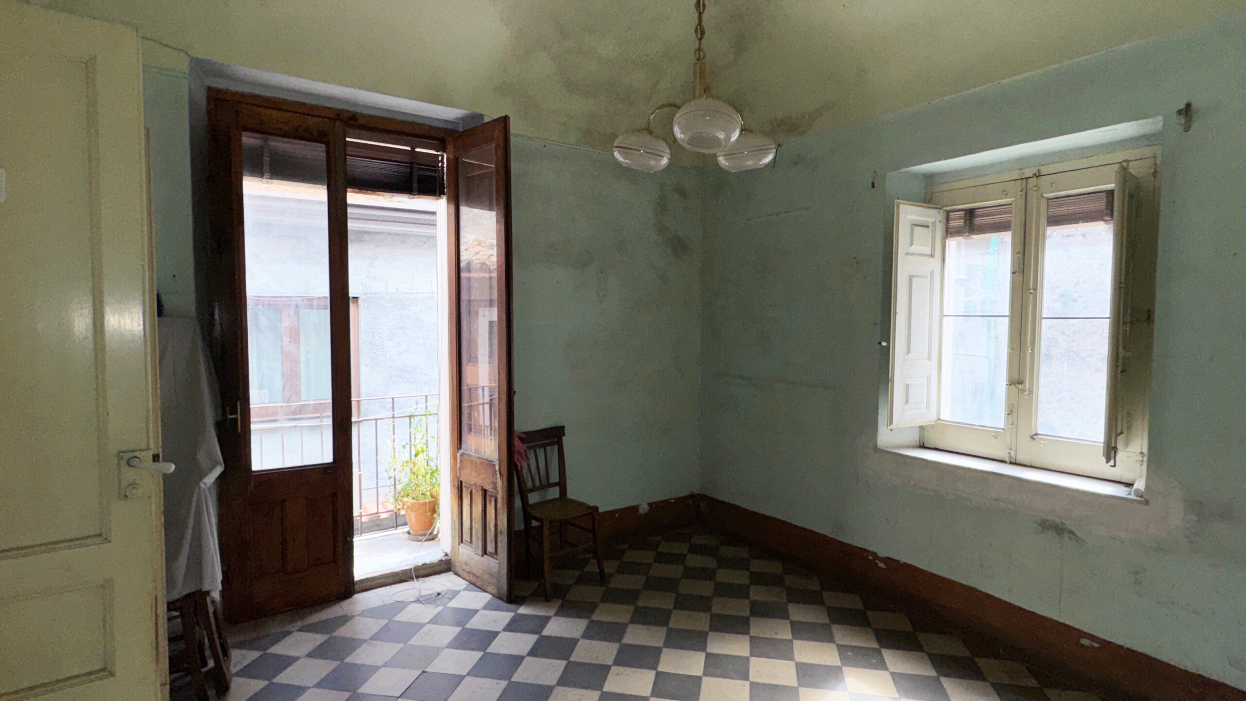 Casa Via Giusti, 2 /Tommaseo Bronte (CT)