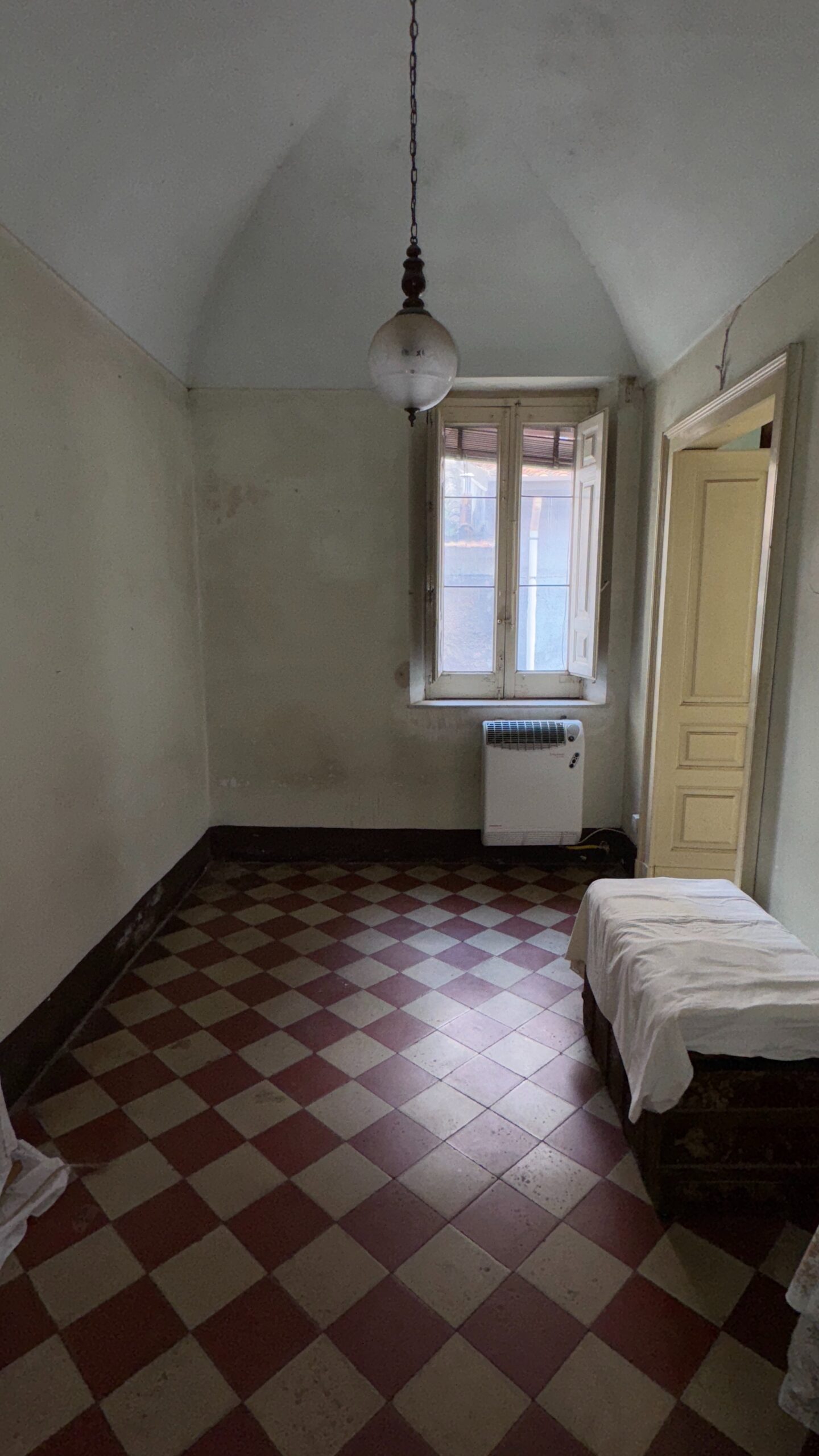 Casa Via Giusti, 2 /Tommaseo Bronte (CT)