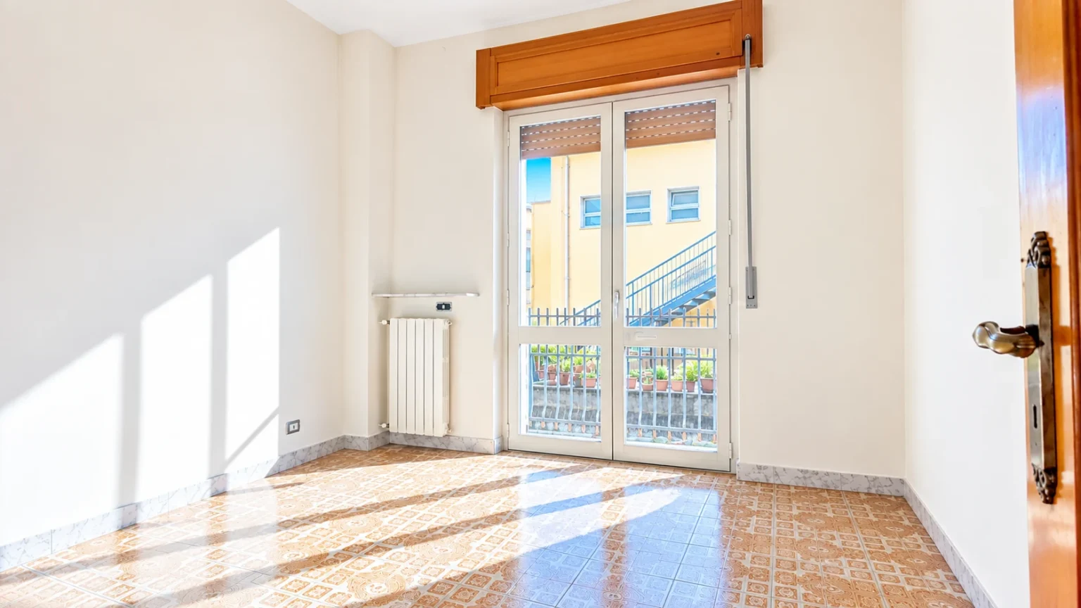 immobile-corso-umberto-bronte-camera-03
