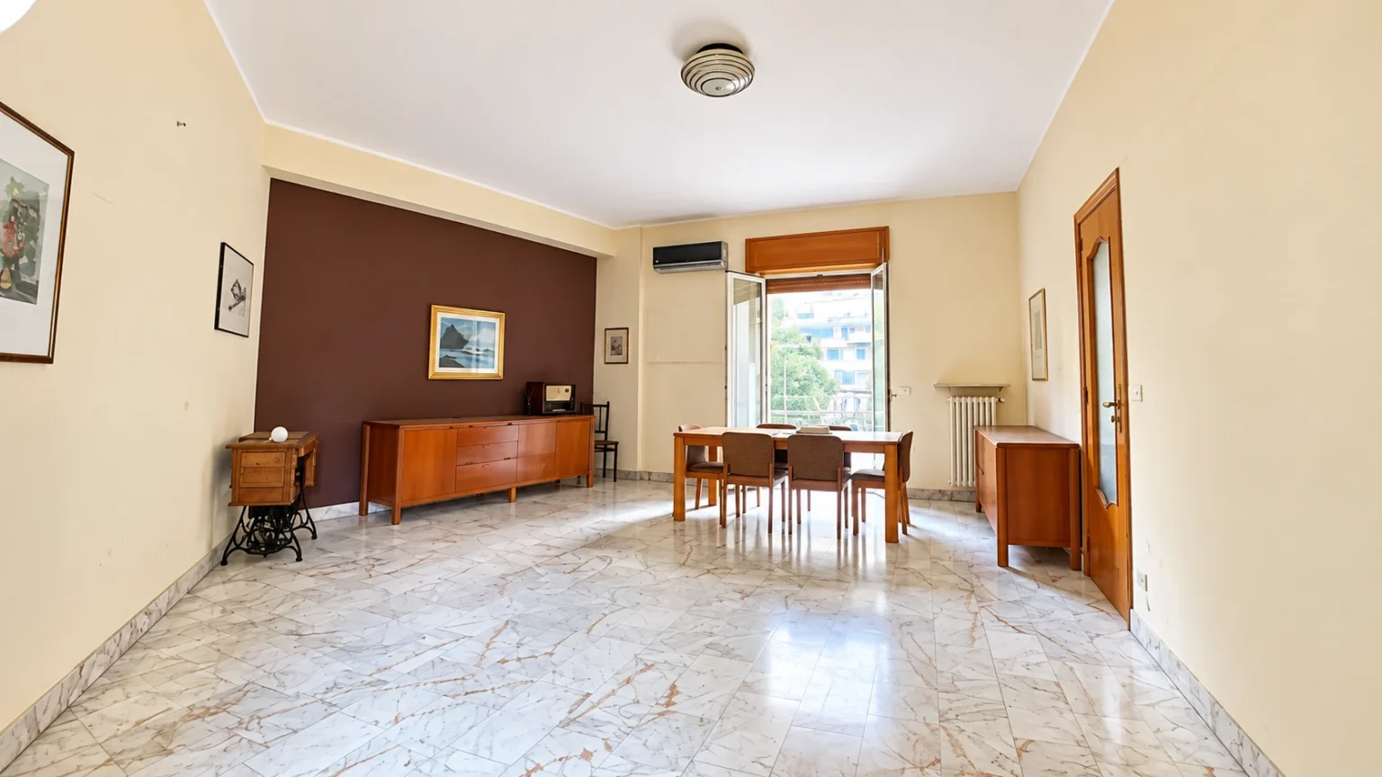 immobile-corso-umberto-bronte-soggiorno-01