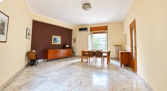 Appartamento + Garage Via Orlando Vittorio Emanuele, 18-20 Bronte (CT) Sicilia