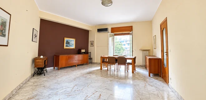 Appartamento + Garage Via Orlando Vittorio Emanuele, 18-20 Bronte (CT) Sicilia