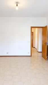 via-monfalcone-stanza-01-annuncio